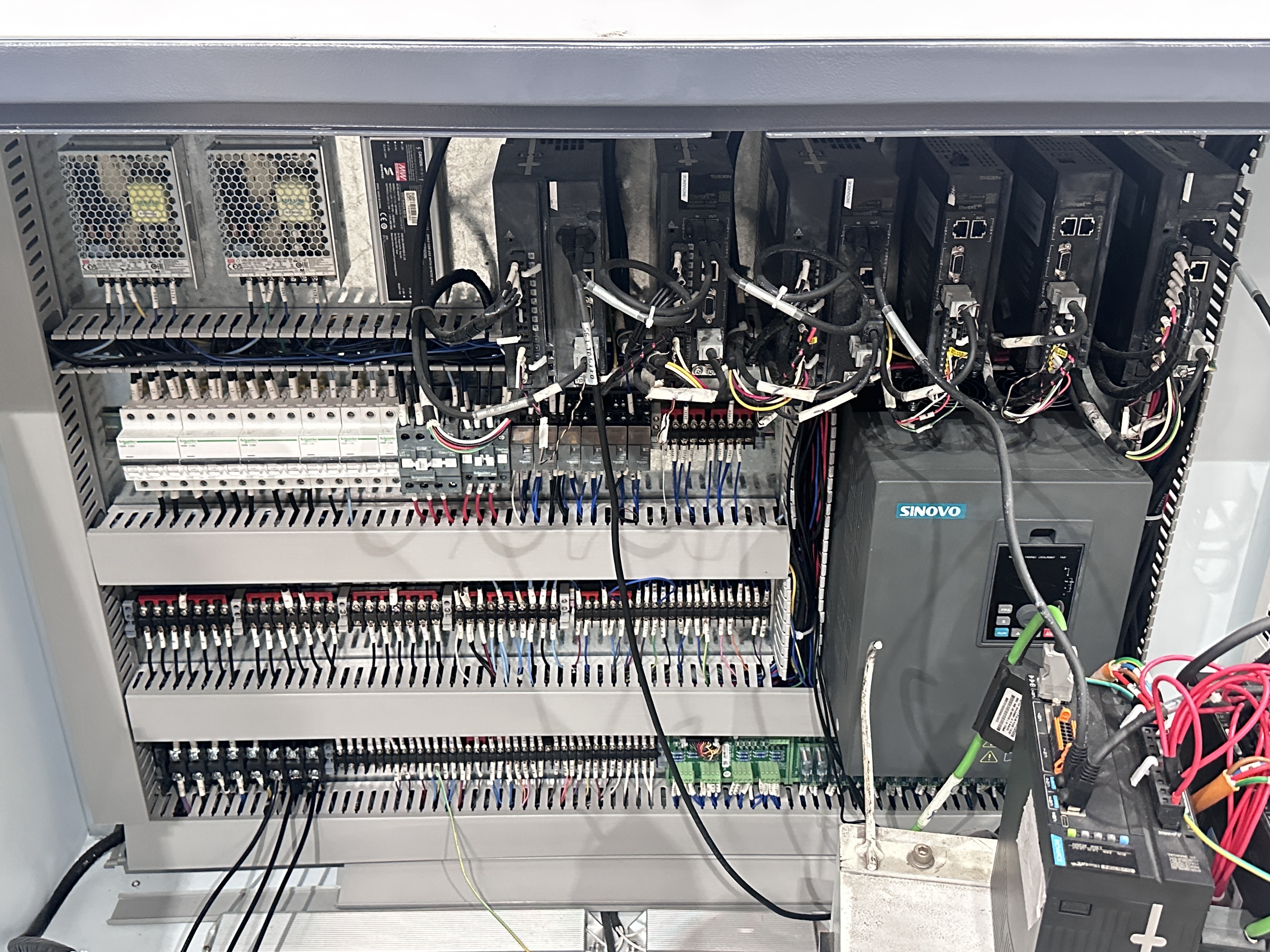 고속 5 축 CNC 가공 센터 복합 재료